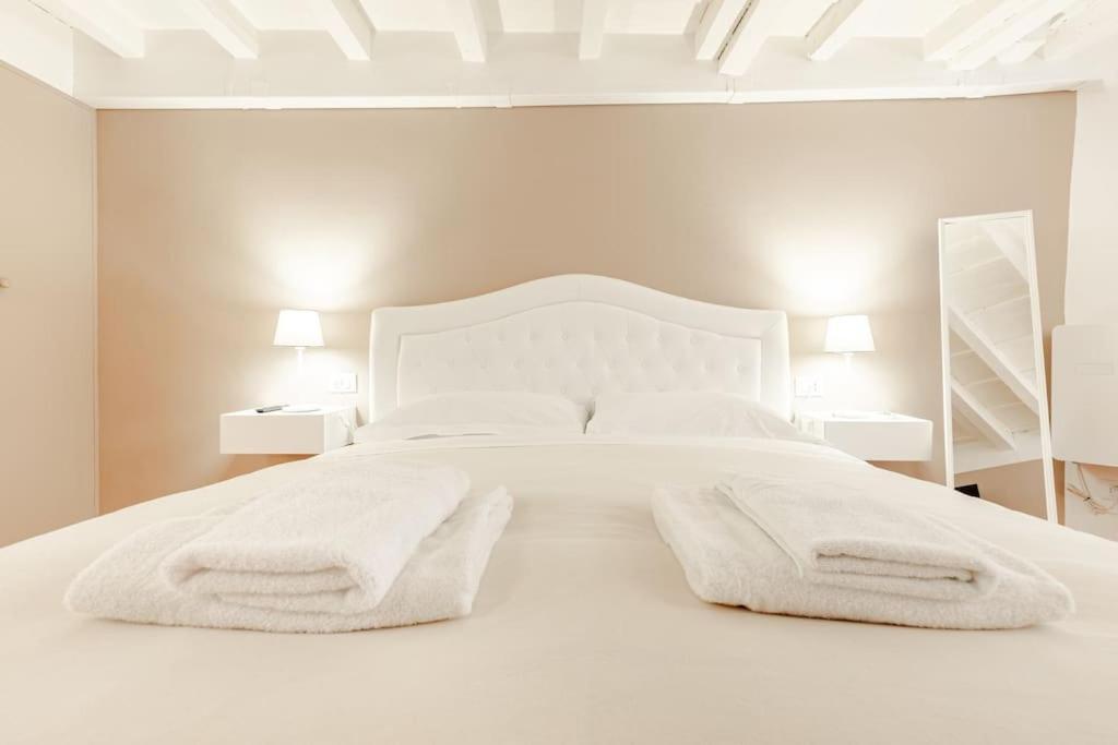 Amazing Apartment In Piazza Santa Croce Firenze מראה חיצוני תמונה