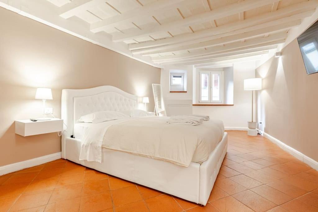 Amazing Apartment In Piazza Santa Croce Firenze מראה חיצוני תמונה